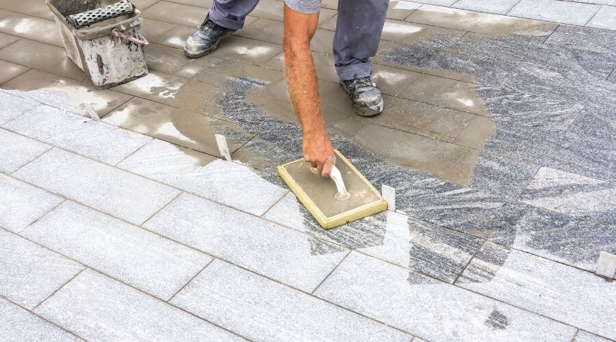 Professional residential roofers in South Roxana, IL